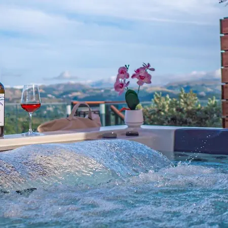 Paris With Rooftop & Jacuzzi Valsamónero