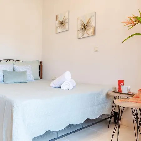 Paris With Rooftop & Jacuzzi Βαλσαμόνερο